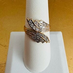 10K Yellow Gold Open Band Wings Waves Diamond ring size 7.75